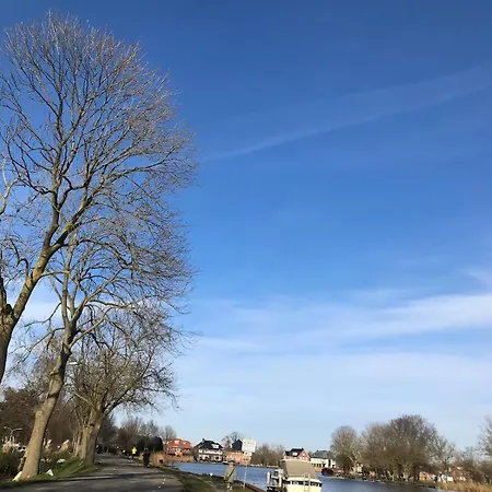 Apartment Garden Apartment, *