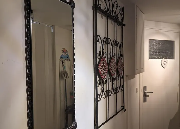 Garden Apartment, Appartement