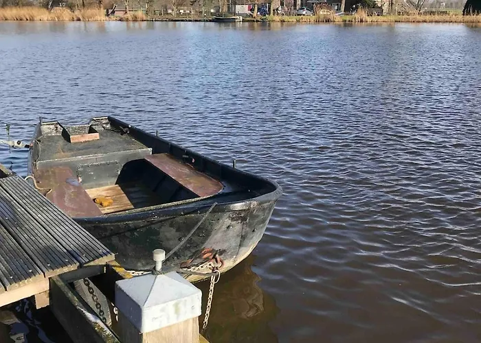 Garden Apartment, Appartement