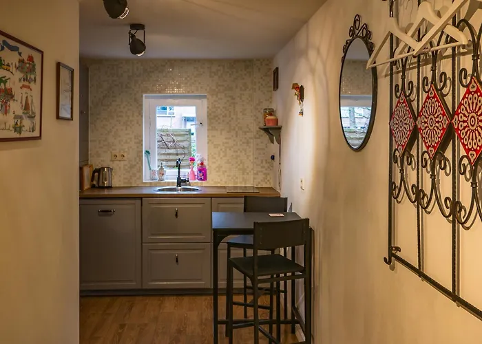 Garden Apartment, * Amsterdam